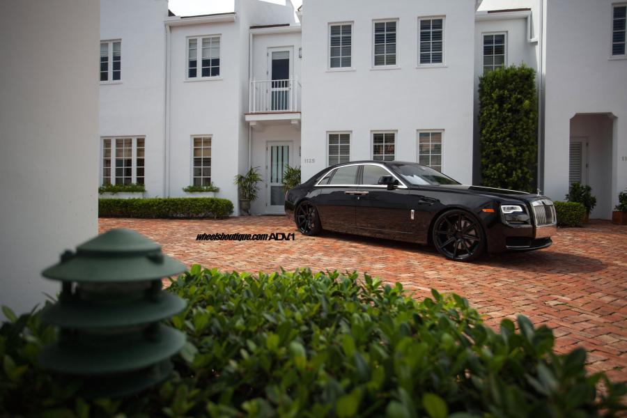  Rolls-Royce Ghost on ADV.1 Wheels (ADV08MV1SL) 2015 года  (фото 2 из 17)